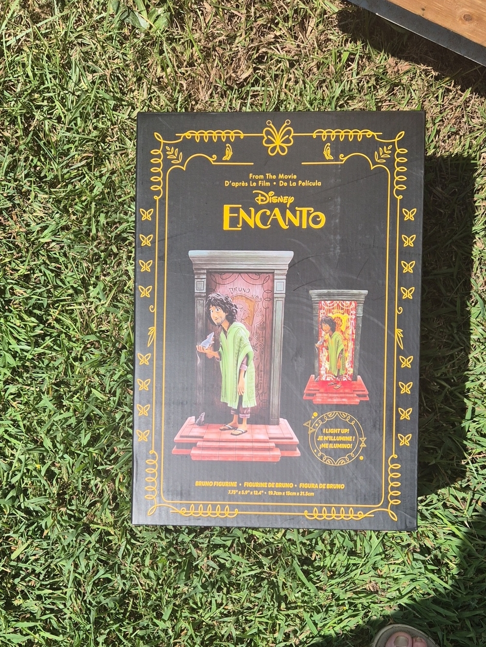 Encanto Bruno Lighted Figurine . Tall And The Door Lights Up. Its Beautiful